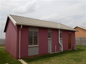 3 Bedroom House in Orange Farm