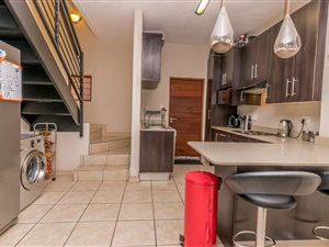 2 Bed Townhouse in Pretorius Park