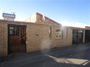 2 Bed House in Westbury