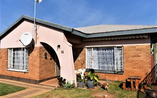 3 Bedroom House in Primrose