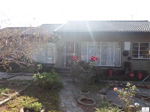 4 Bed House in Hughes