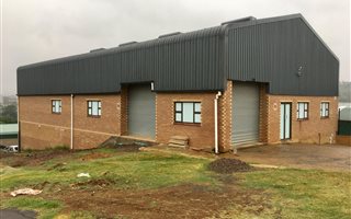 800 m² Industrial space in Riverview Park