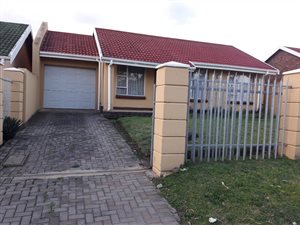 3 Bedroom House in Amalinda