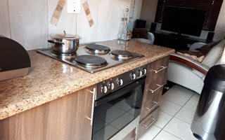 2 Bedroom Apartment in Andeon AH