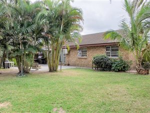 3 Bedroom Simplex in Arboretum