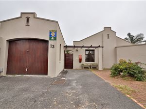 3 Bed House in Plattekloof Glen
