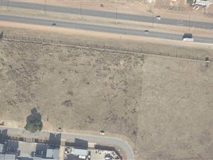 8214 m² Industrial space in Olifantsfontein