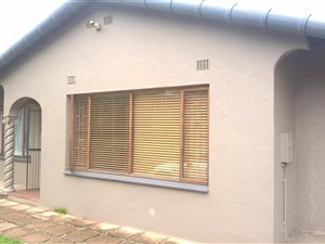 6 Bed House in Ashley