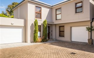 3 Bedroom Townhouse in Claremont Upper