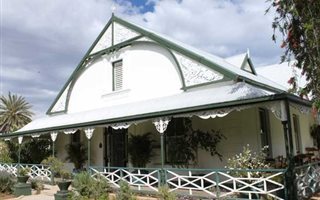 8 Bedroom House in Barrydale