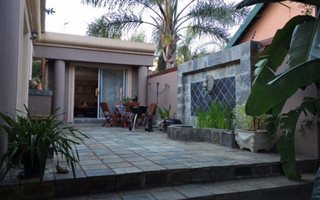 3 Bedroom House in Linmeyer