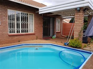 3 Bed House in Clubview