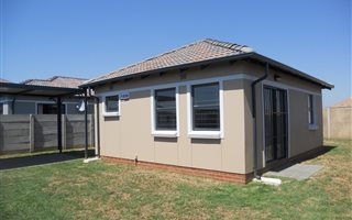 2 Bedroom House in Andeon AH