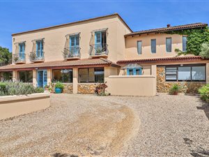 11 ha Farm in Gansbaai and surrounds