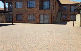 2 Bedroom Apartment in Rustenburg
