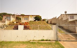 2 Bedroom House in Shastri Park