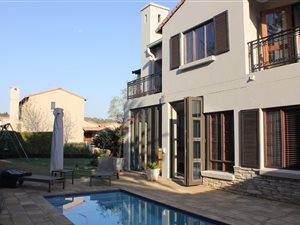 4 Bed House in Sterrewag