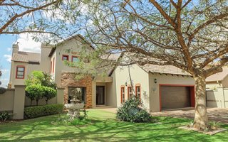 4 Bedroom House in Midfield Estate