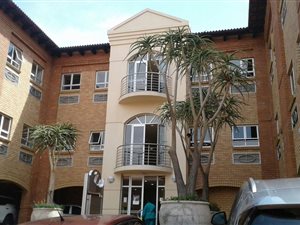 154 m² Commercial space in Monument Park