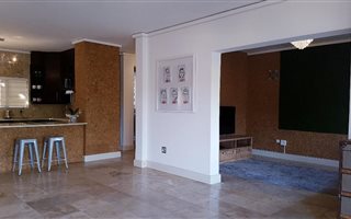 4 Bedroom Apartment in Lyme Park