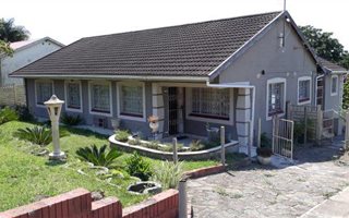 4 Bedroom House in Parkside