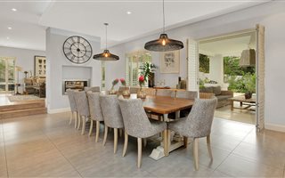 4 Bedroom House in Victory Park