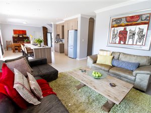 4 Bed House in Boardwalk