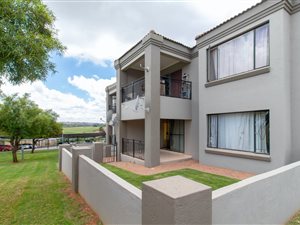 2 Bed Townhouse in Willowbrook