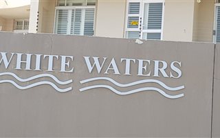 4 Bedroom Townhouse in Bloubergstrand