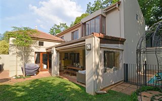 3 Bedroom Cluster in Melrose Estate