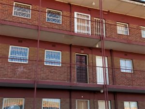 2 Bed Flat in Vanderbijlpark CW3