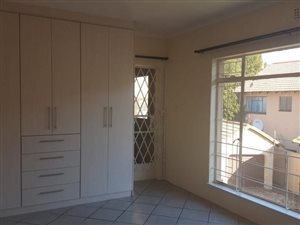 2 Bedroom Duplex in Halfway Gardens