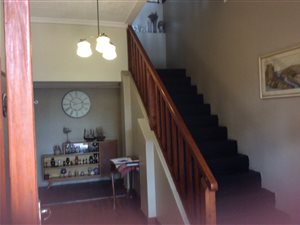 4 Bed House in Kensington