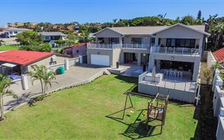 5 Bedroom House in Uvongo