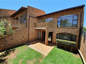 3 Bed Townhouse in Mulbarton