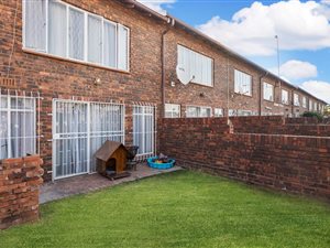 2 Bed Townhouse in Beyers Park