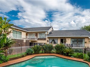 7 Bed House in Edenglen