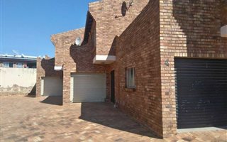 3 Bedroom Townhouse in Rosettenville