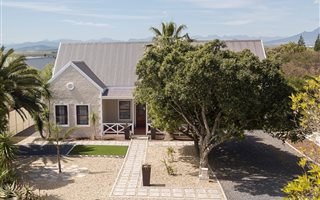 3 Bedroom House in Uitzicht
