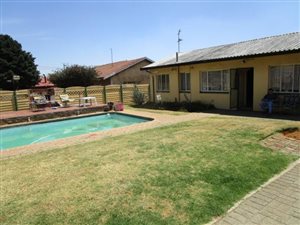 3 Bed House in Klopperpark