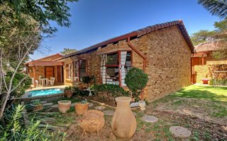3 Bedroom Townhouse in Randpark Ridge