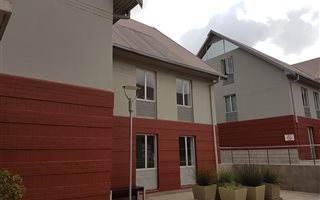 328 m² Commercial space in Lynnwood Park