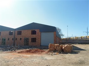300 m² Industrial space in Dunswart