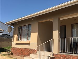 5 Bed House in Mthata