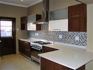 3 Bed Townhouse in Pentagon Park