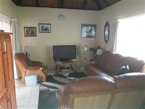 2 Bed Apartment in Mookgophong (Naboomspruit)