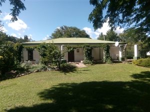 4 Bed House in Rhodes