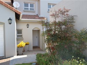 3 Bed Townhouse in Honeydew