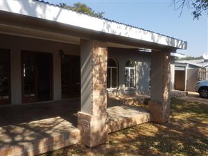 3 Bed House in Sinoville