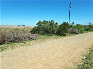 896 m² Land available in Riversbend